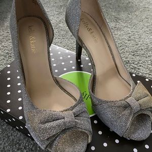 Gold glitter heels